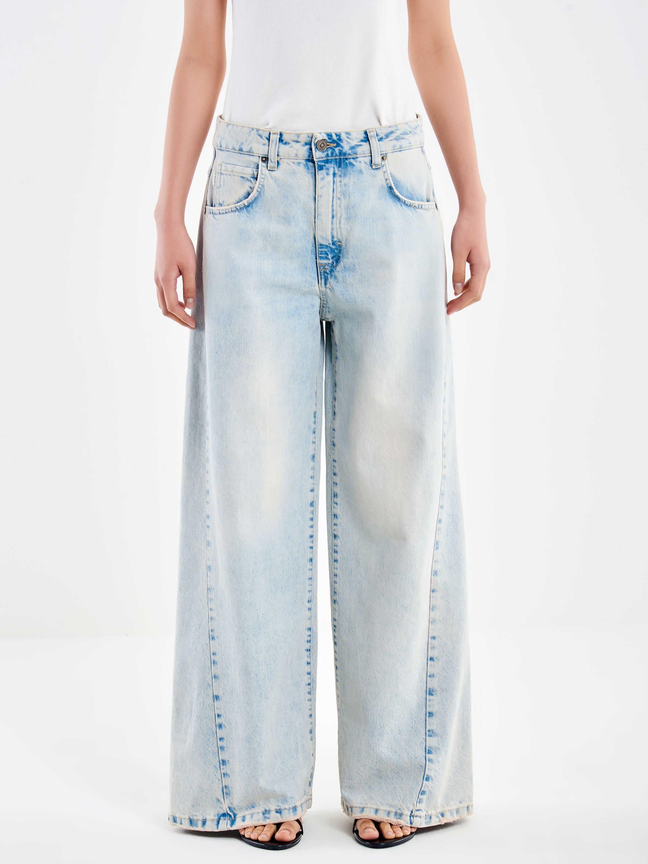 Vintage Effect Barrel Jeans