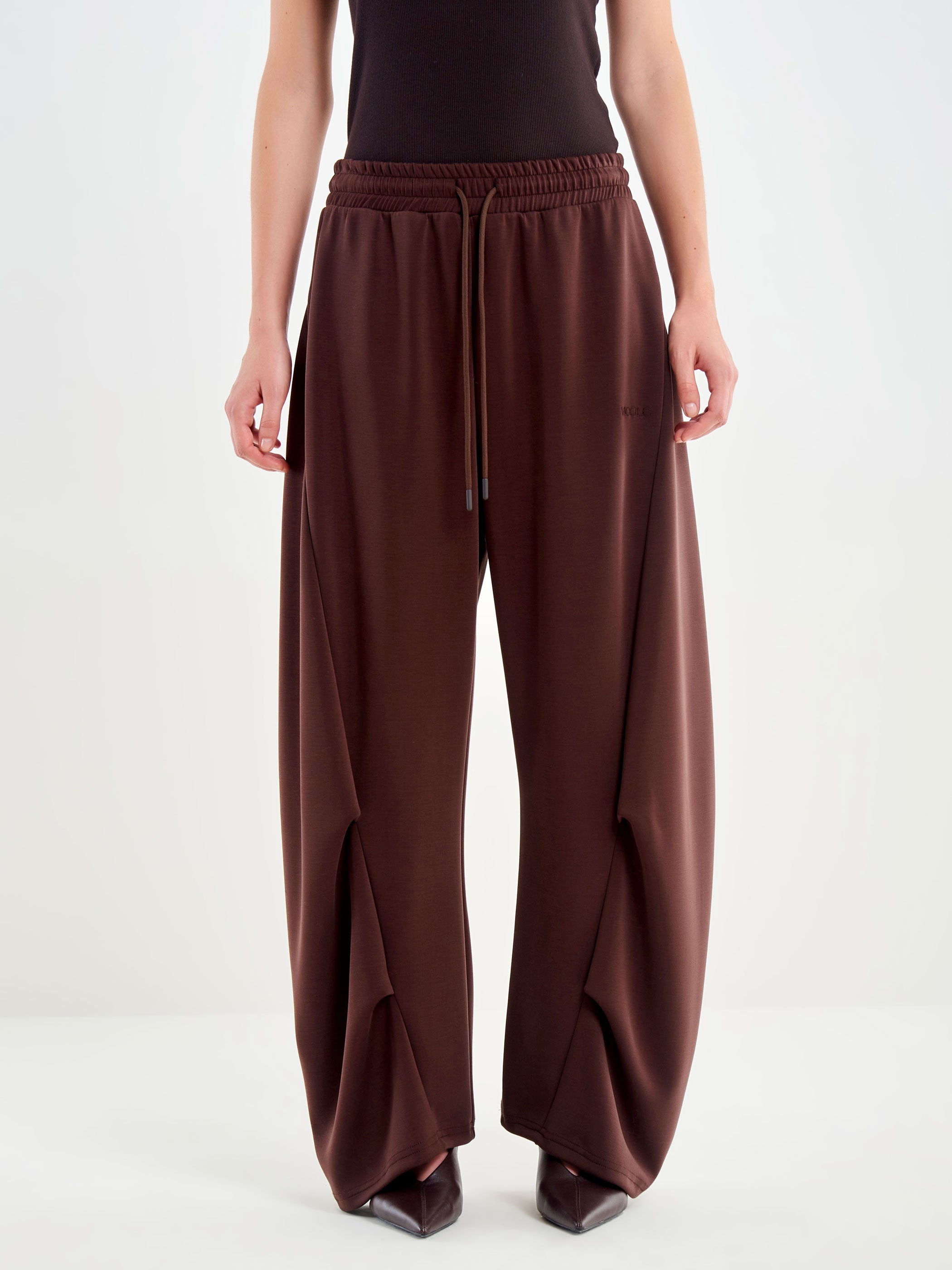 Barrel-Leg Trousers