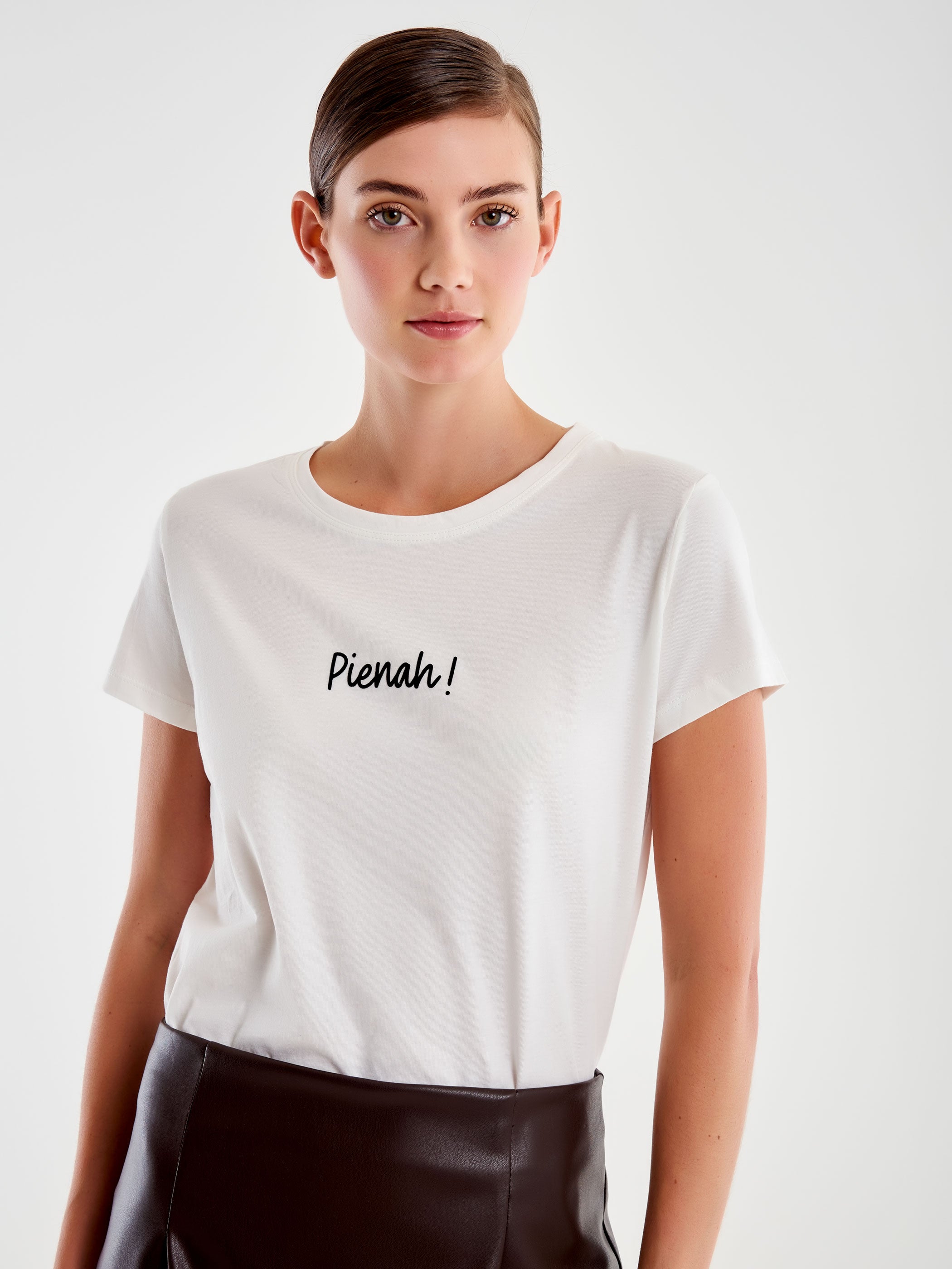 Vicolo T- Shirt Ricamo "pienah" Bianco