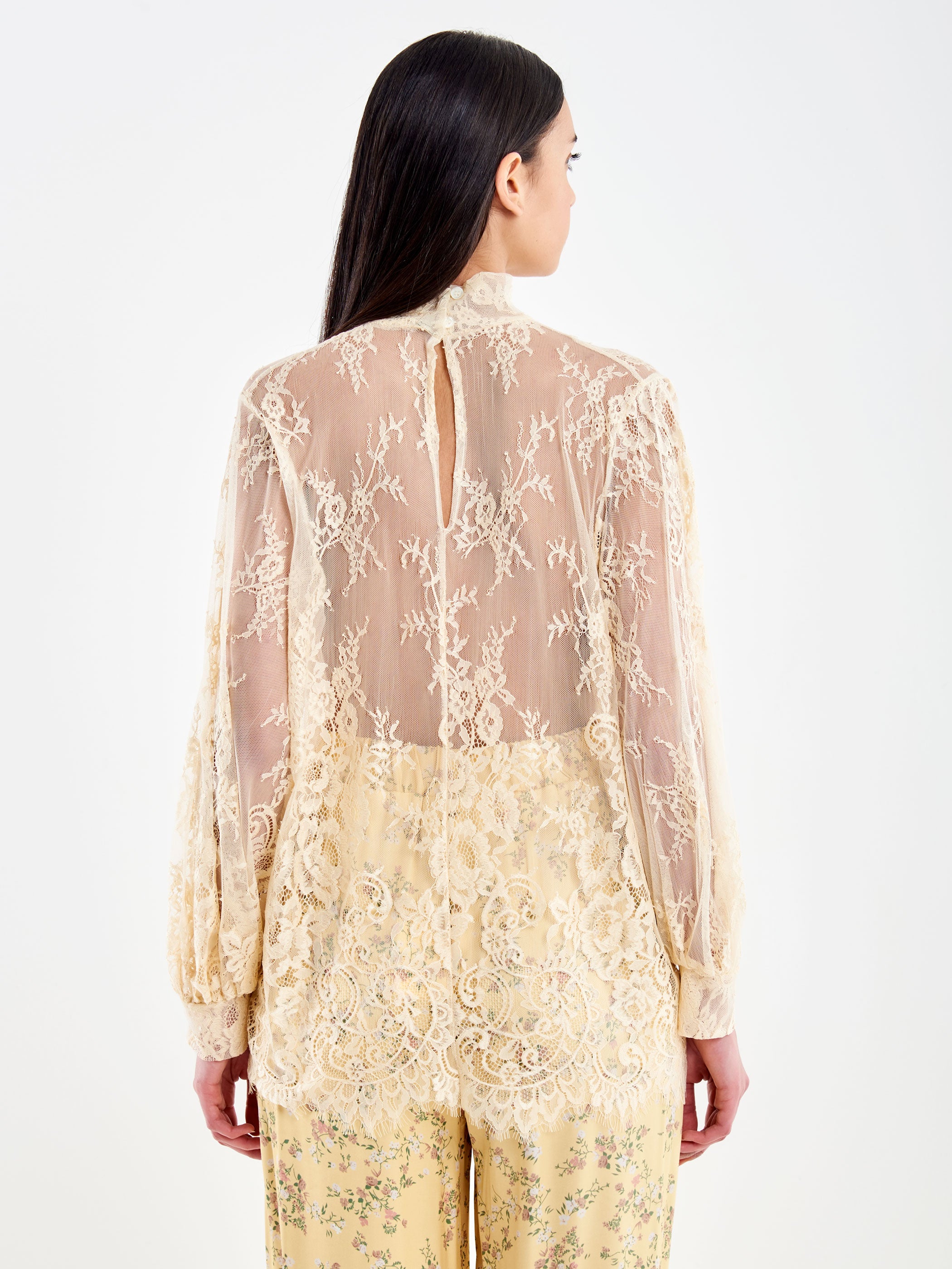 Blusa in Pizzo Collo Alto