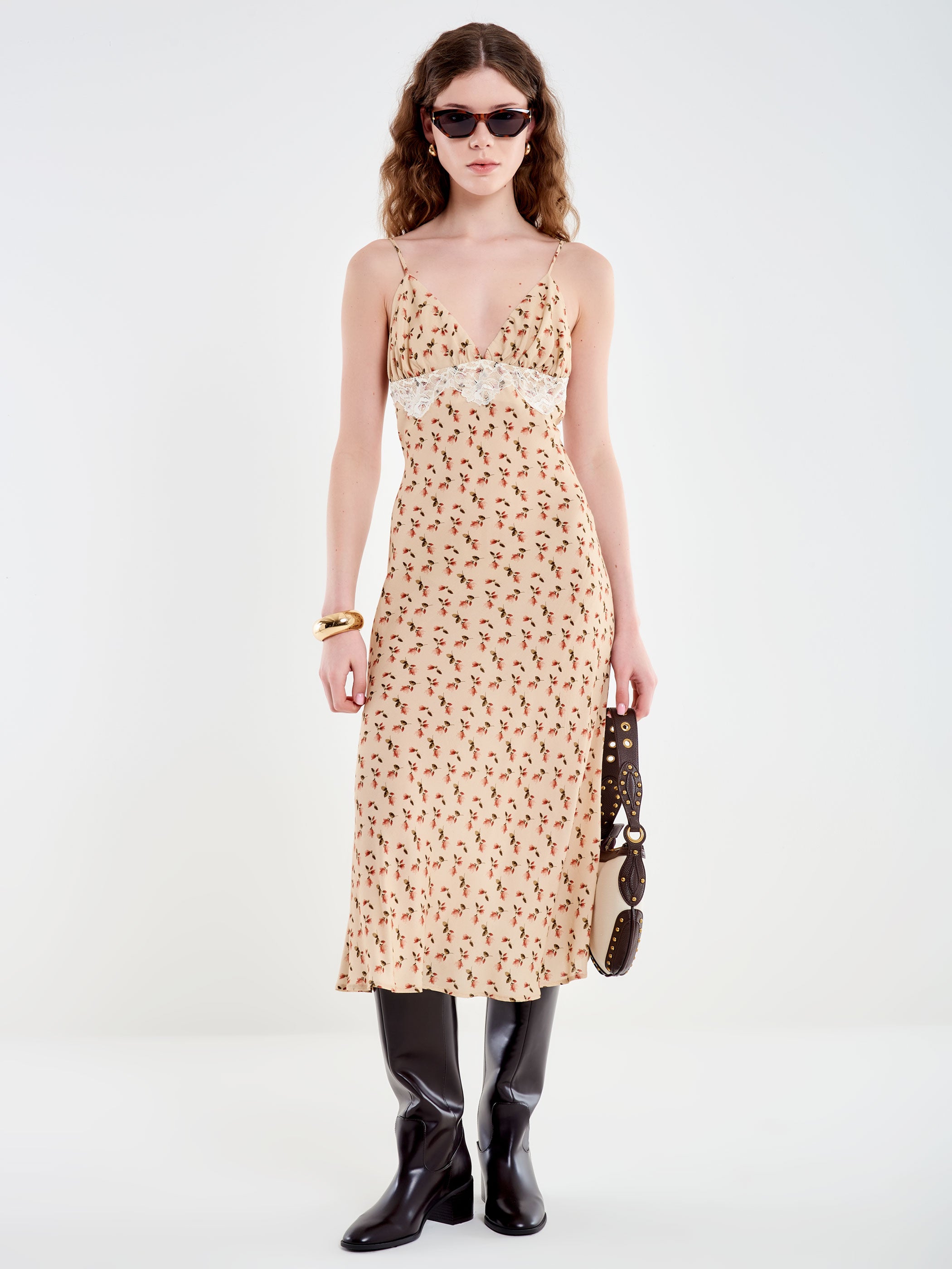 Abito a Fiorellini con Dettaglio Pizzo