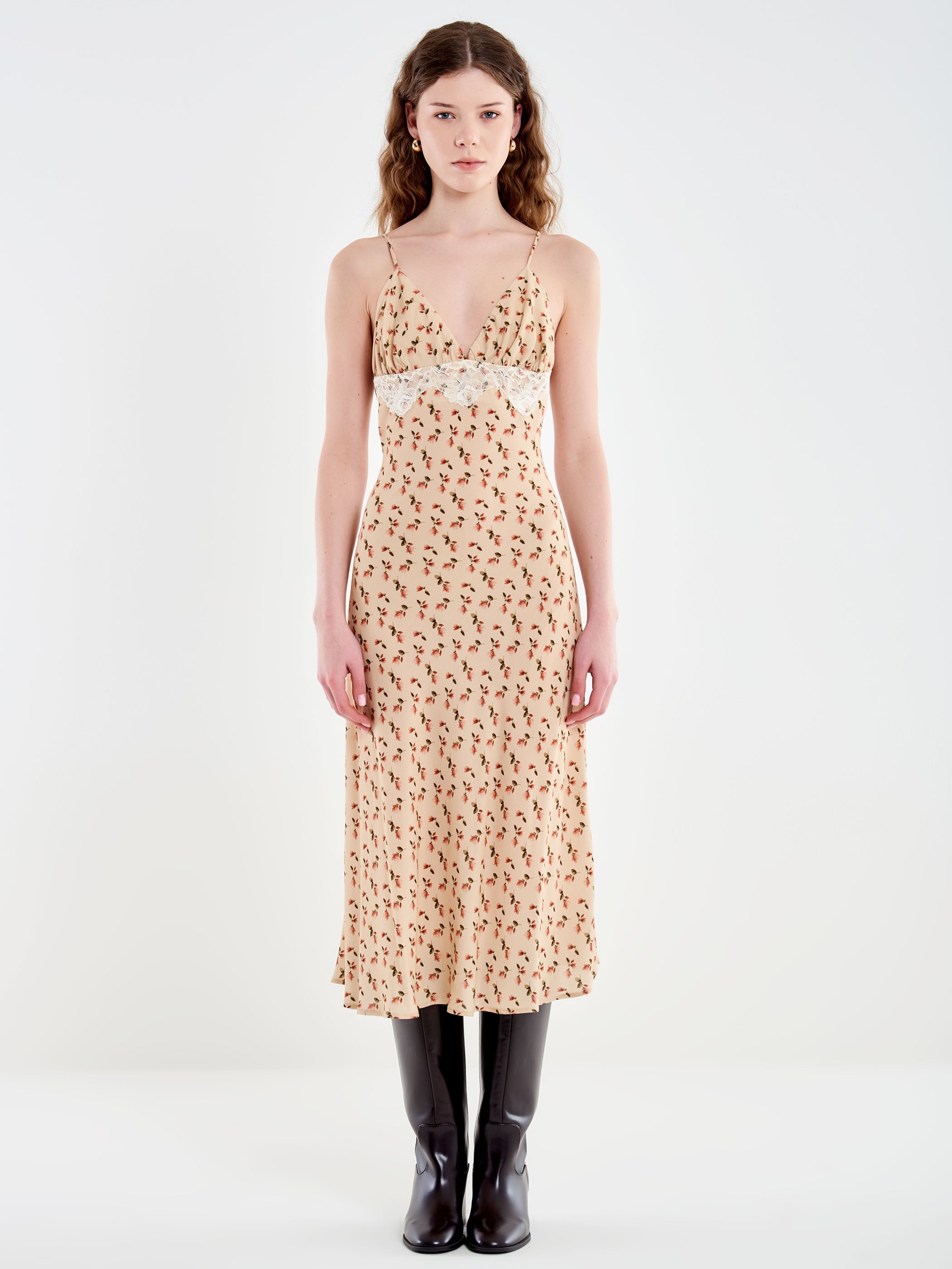 Abito a Fiorellini con Dettaglio Pizzo