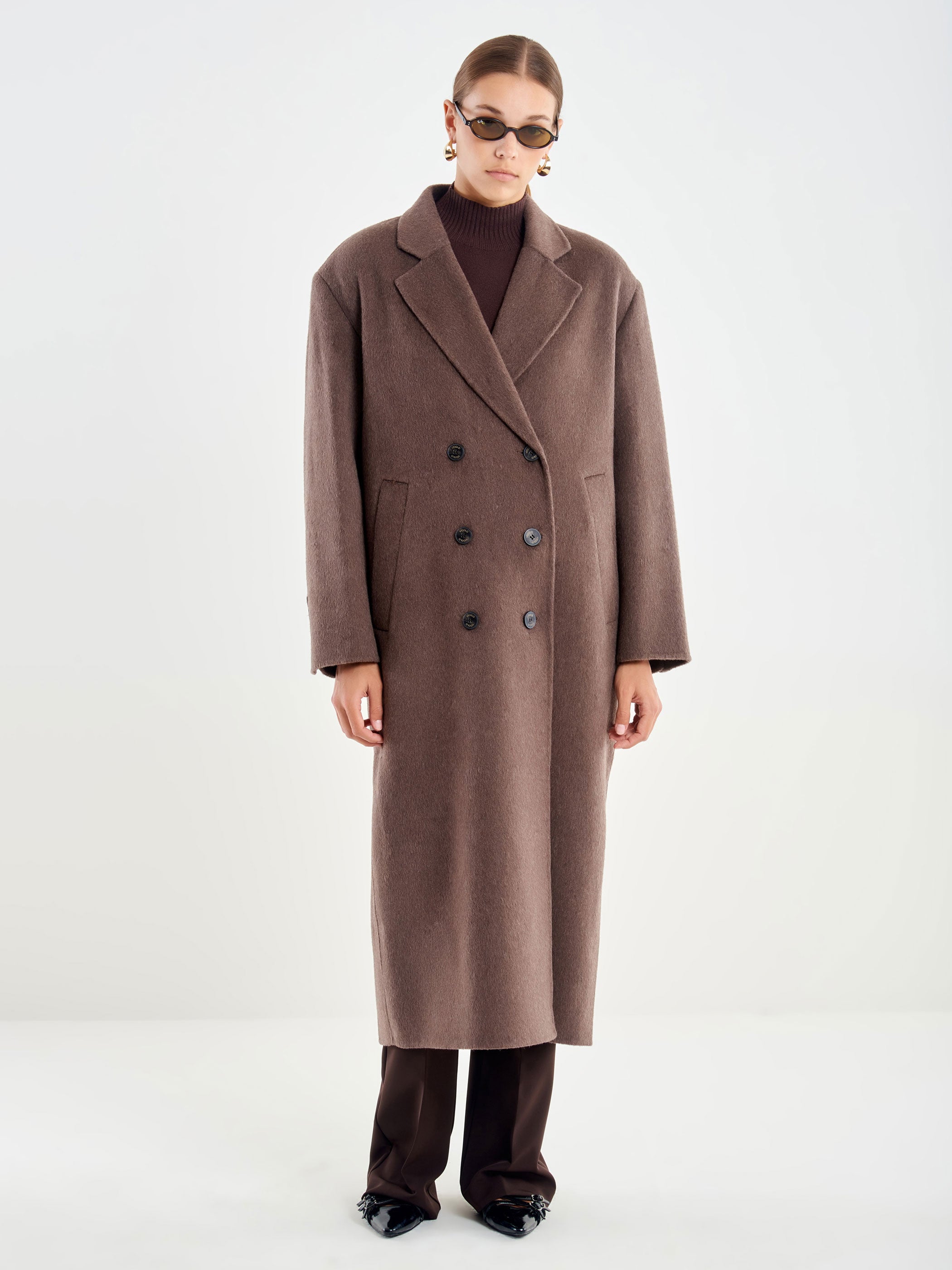 Maxi-Shoulder Coat