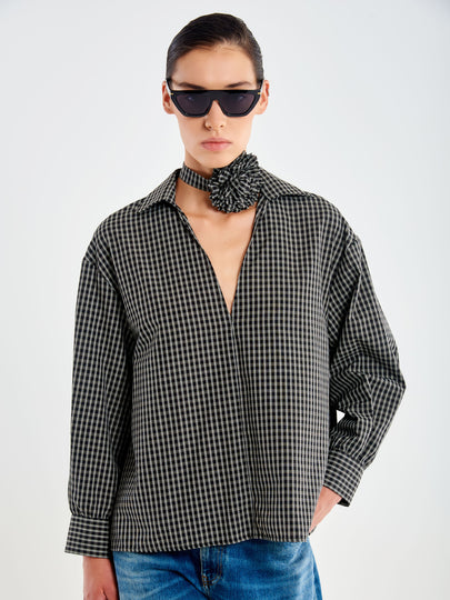 Shirt with a Flower Choker
