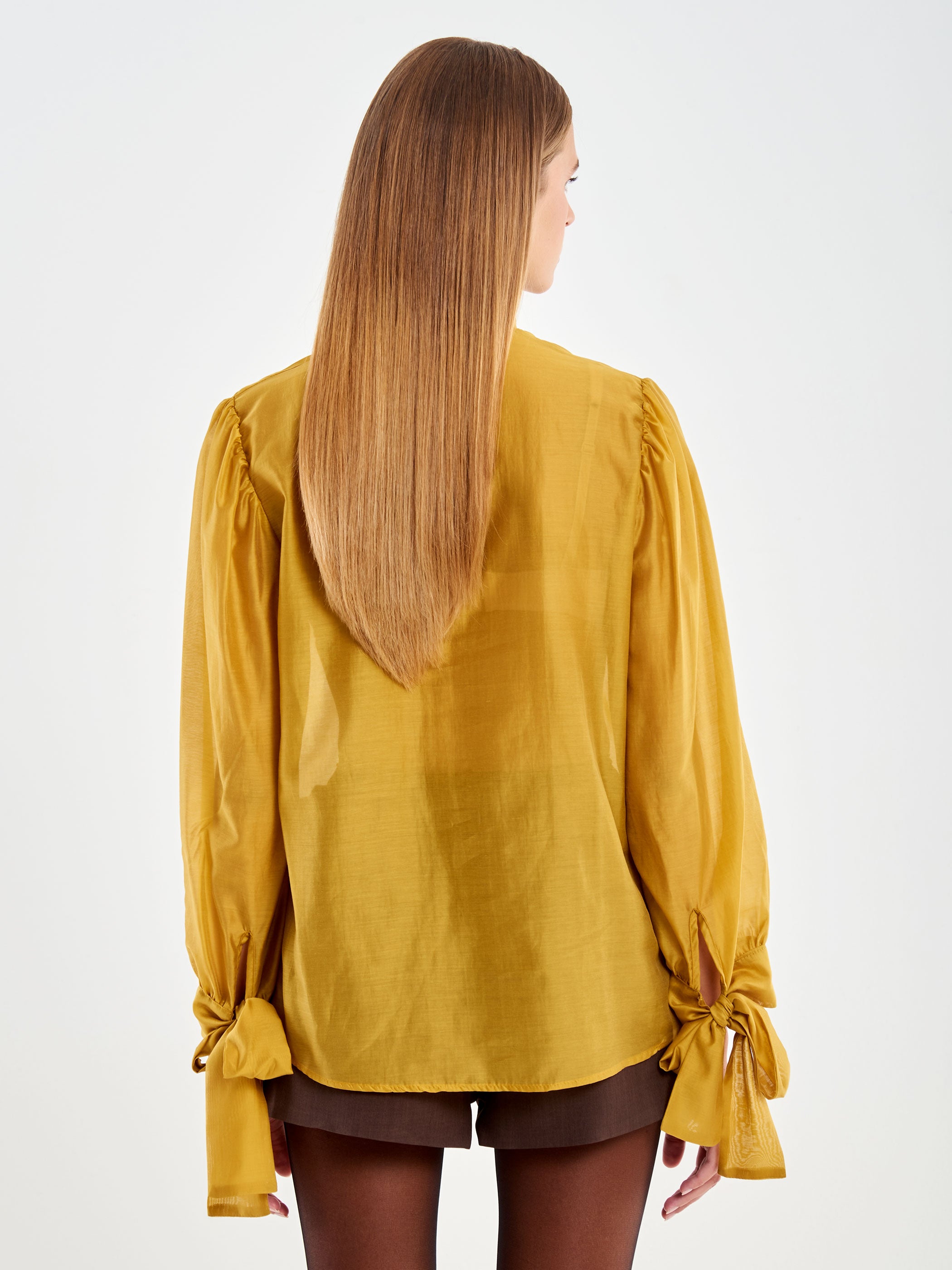 Camicia con Collo Annodato