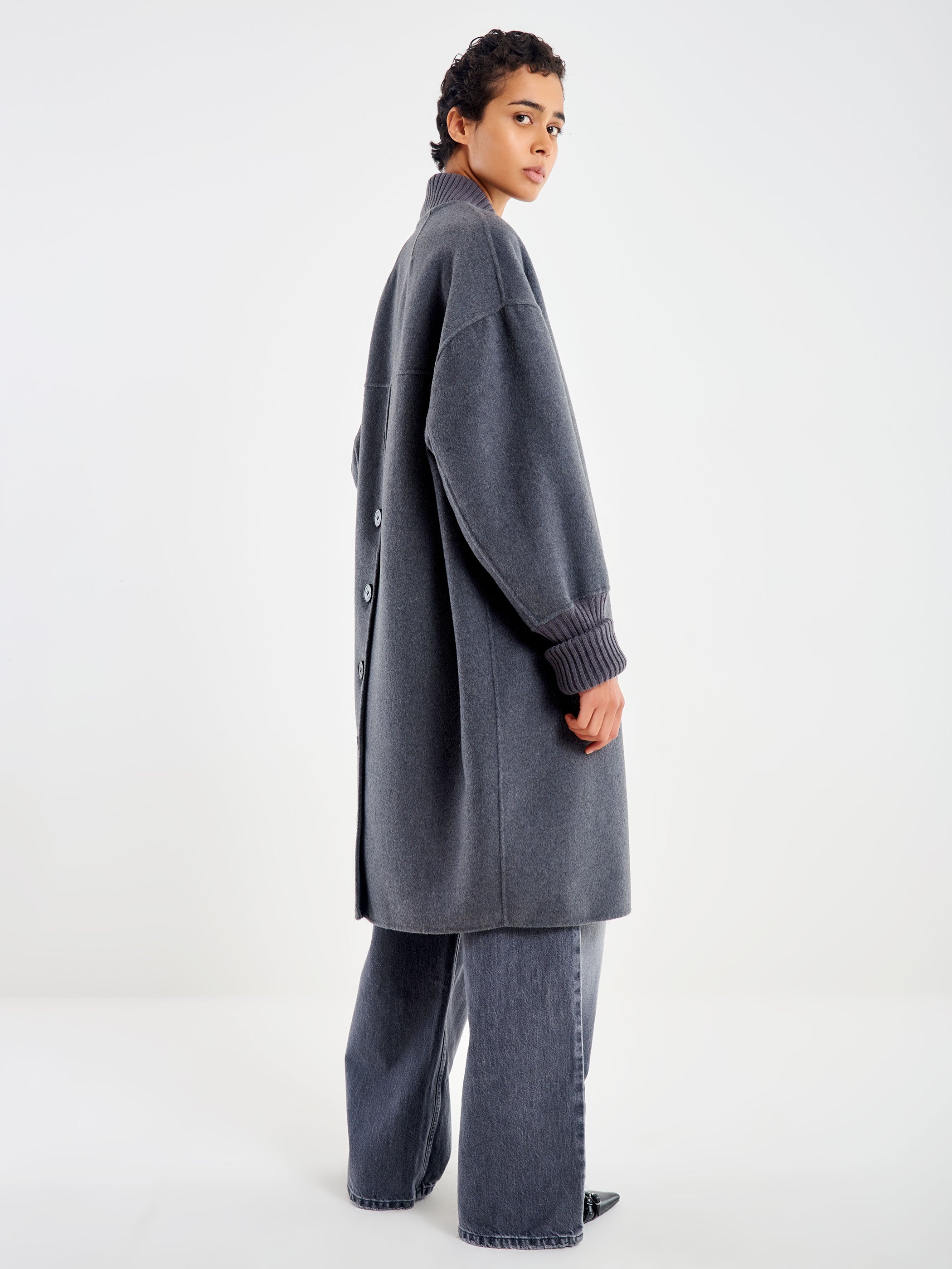 Cappotto Over Bottoni sul Retro