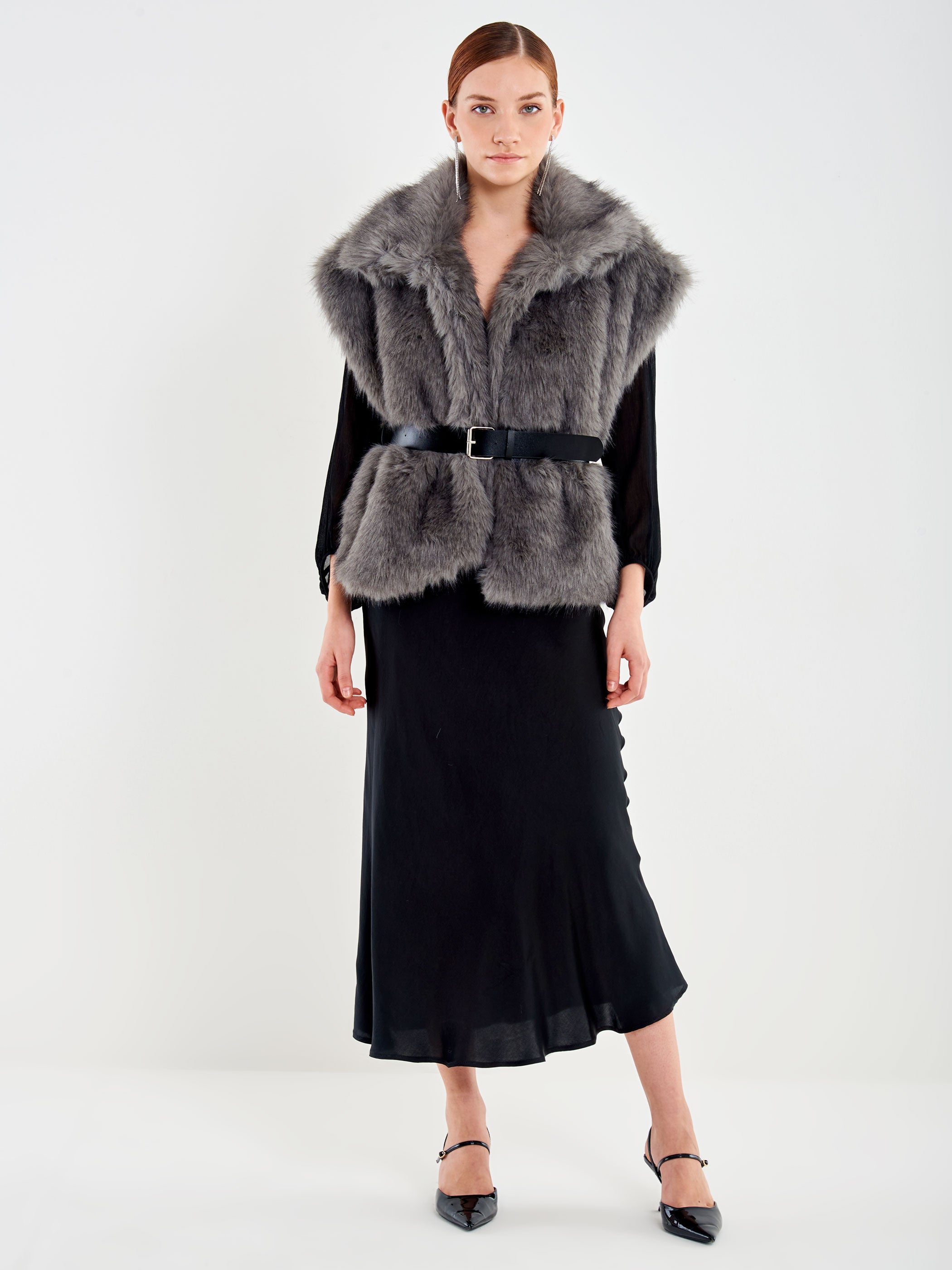 Ecopelliccia Smanicata con Cintura